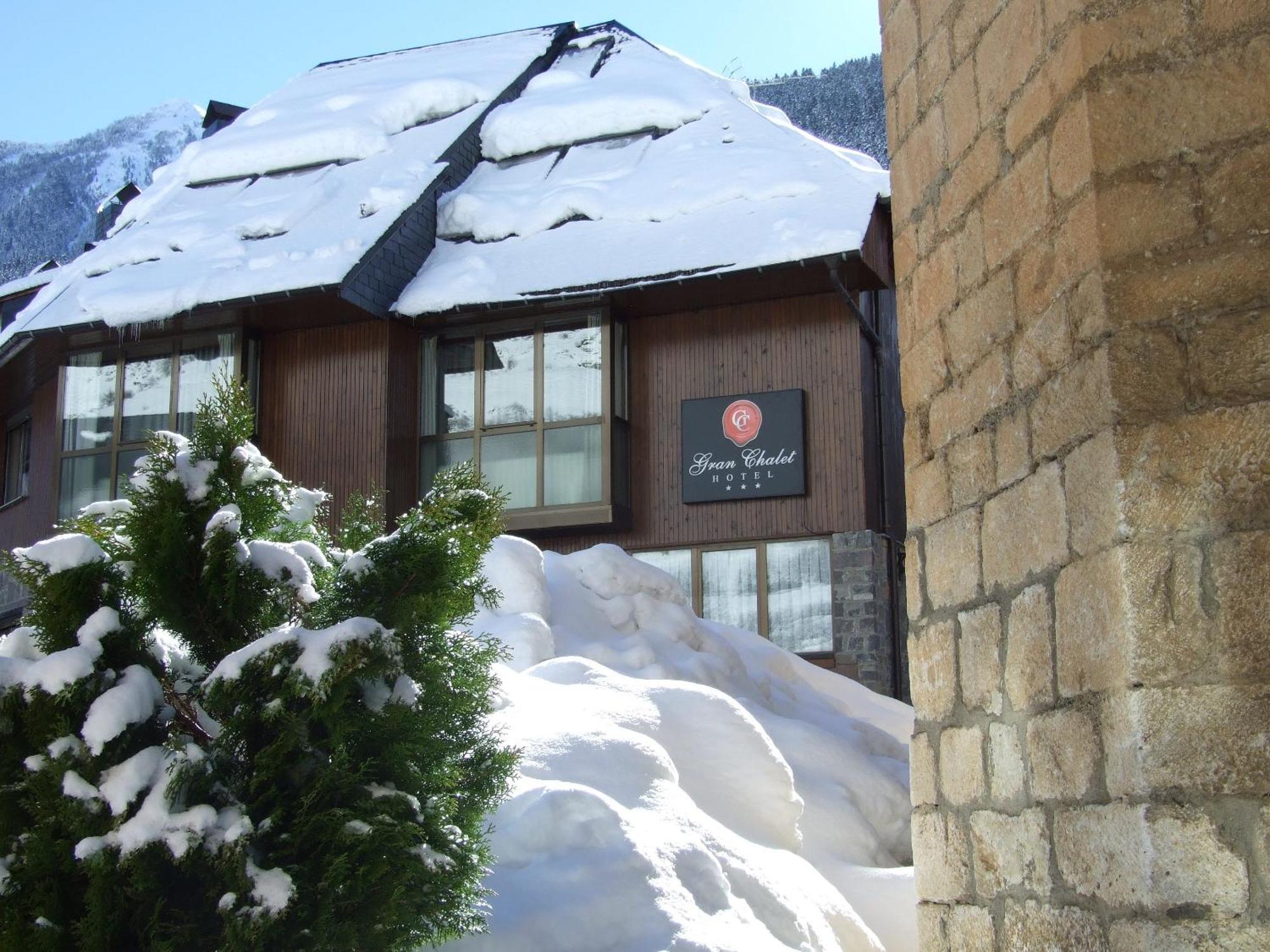 וויאלהה Gran Chalet Hotel & Petit Spa מראה חיצוני תמונה