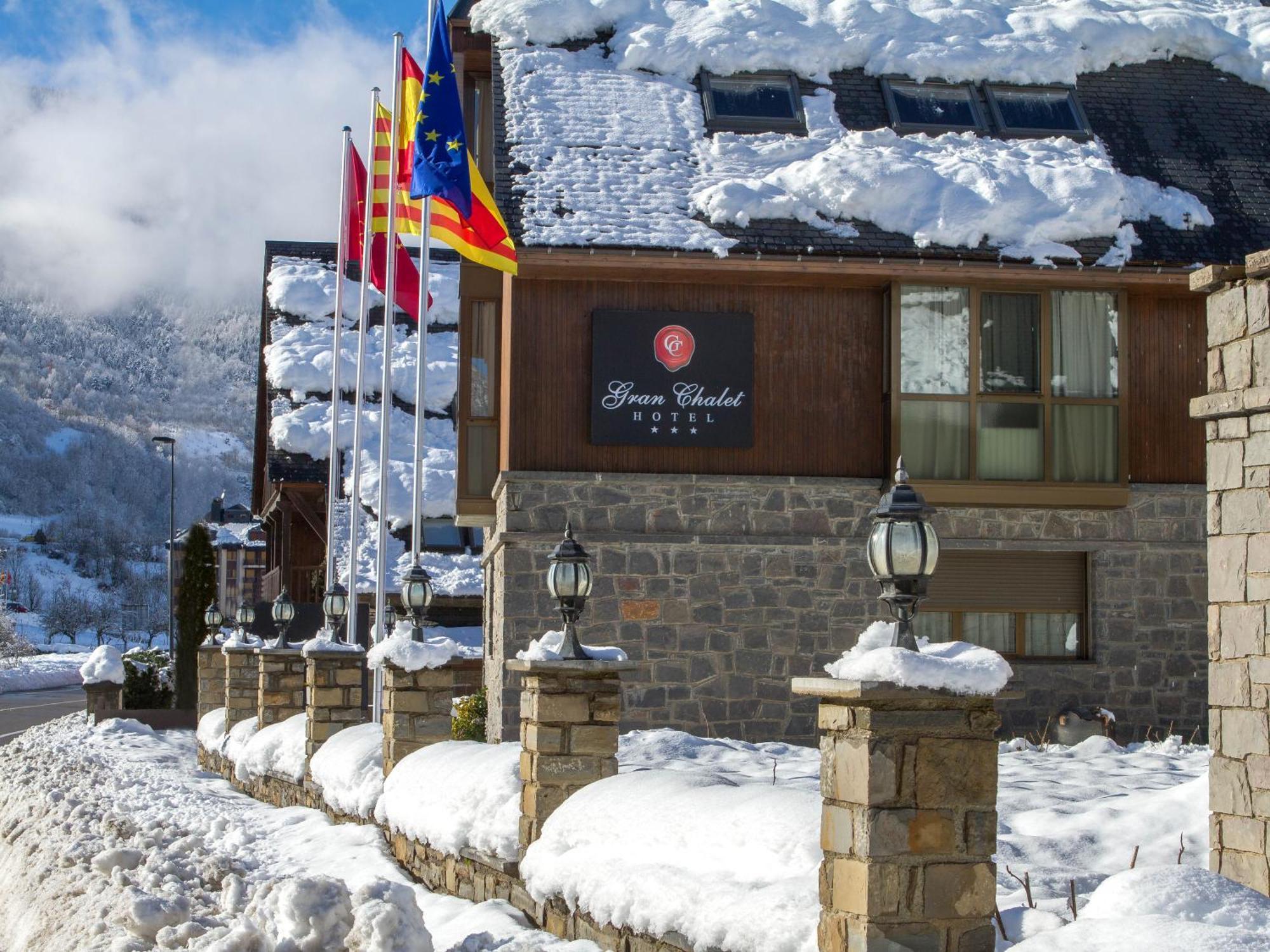 וויאלהה Gran Chalet Hotel & Petit Spa מראה חיצוני תמונה