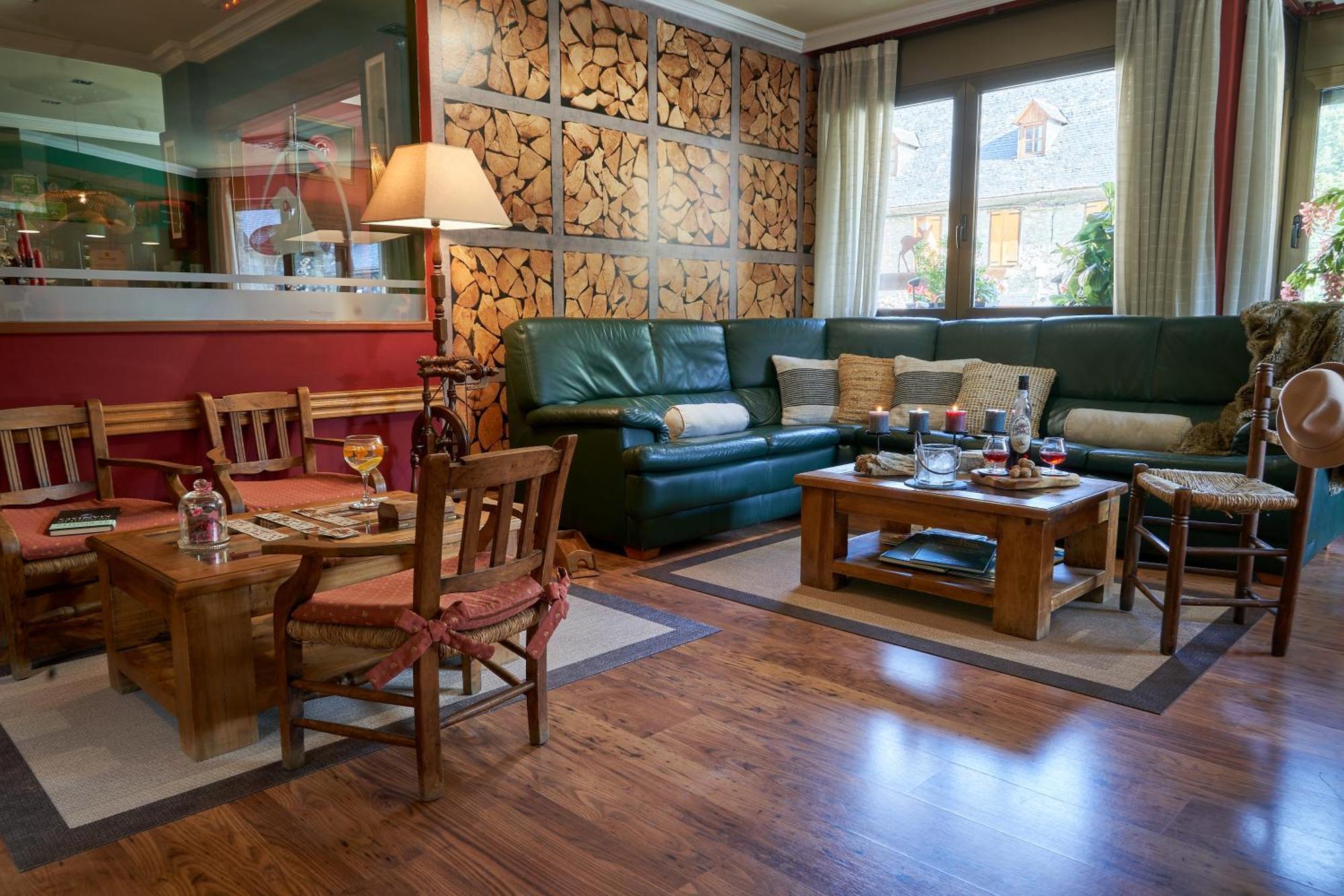 וויאלהה Gran Chalet Hotel & Petit Spa מראה חיצוני תמונה